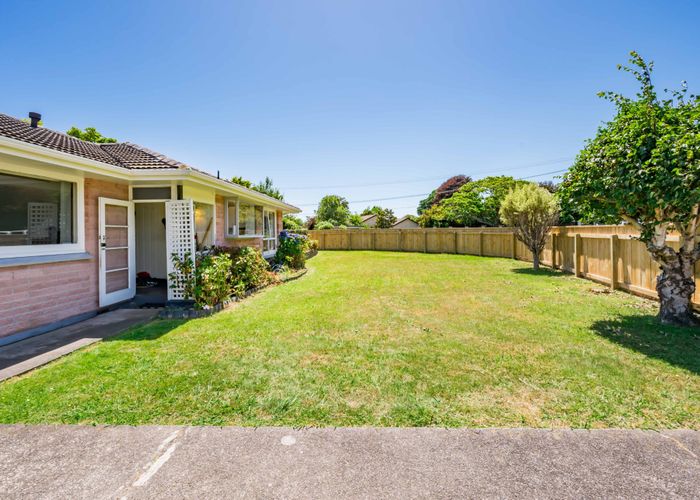  at 2 Leybourne Avenue, Waikanae, Kapiti Coast, Wellington