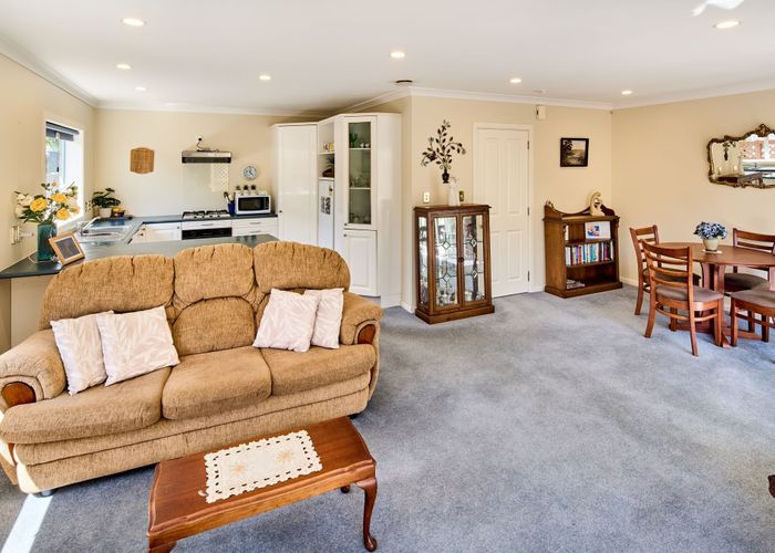  at 20A Redwood Avenue, Tawa, Wellington
