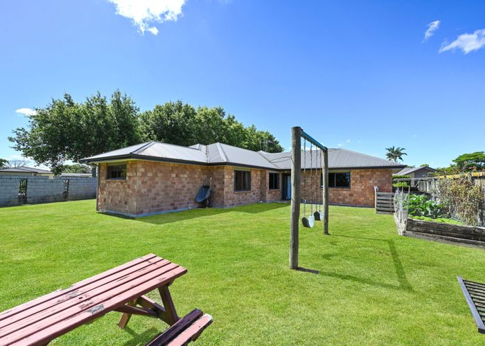  at 34 Nielsen Gardens, Rototuna, Hamilton