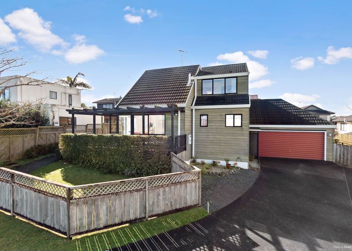  at 16A Wilisa Rise, Goodwood Heights, Auckland