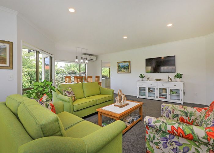  at 15 Beaufort Mews, Taradale, Napier