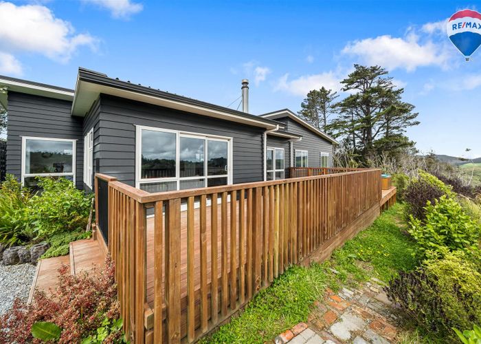  at 111 Avro Road, Blue Mountains, Upper Hutt