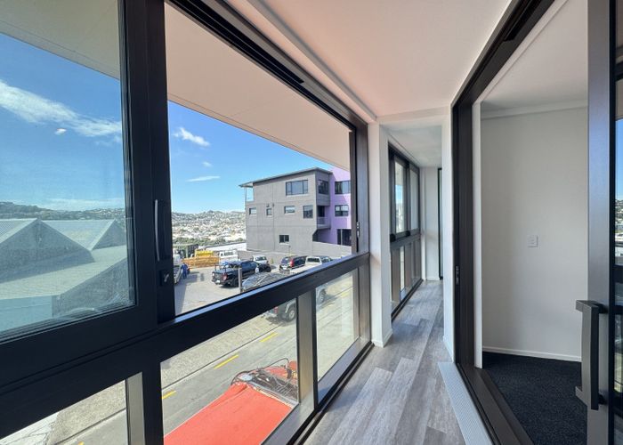  at 104/2 Ropa Lane, Maupuia, Wellington, Wellington