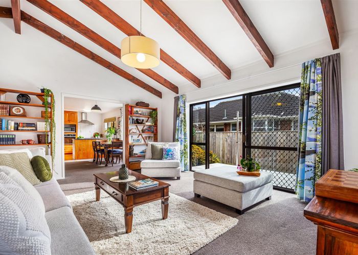  at 1/10 Hillcrest Avenue, Hillcrest, Auckland