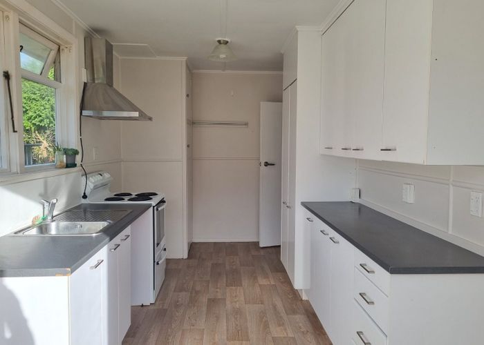  at 8a Frederick Street, Tawa, Wellington, Wellington