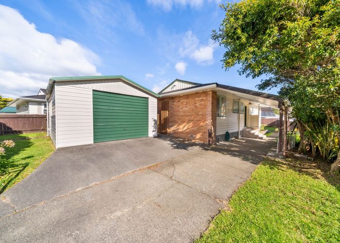 at 41 Waipounamu Drive, Kelson, Lower Hutt
