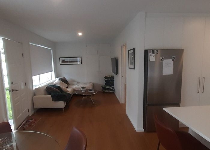  at 2/37b  Main Road, Redcliffs, Christchurch City, Canterbury