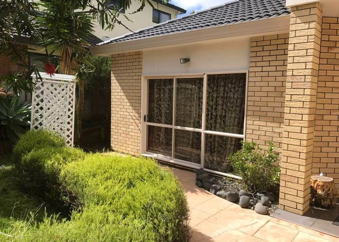  at 8 Meridian Court, Oteha, North Shore City, Auckland