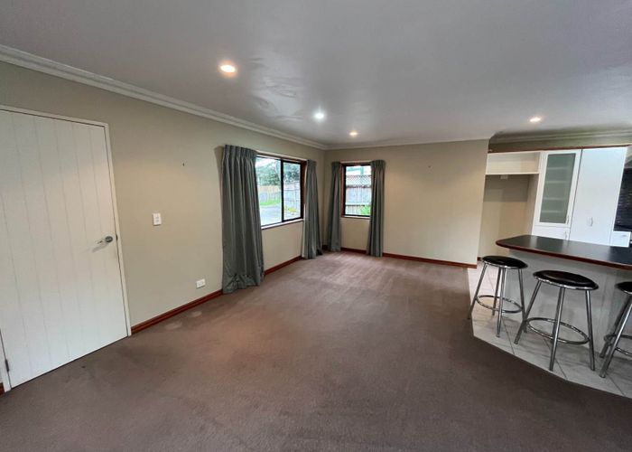  at 2/42 Mount Smart Road, Onehunga, Auckland