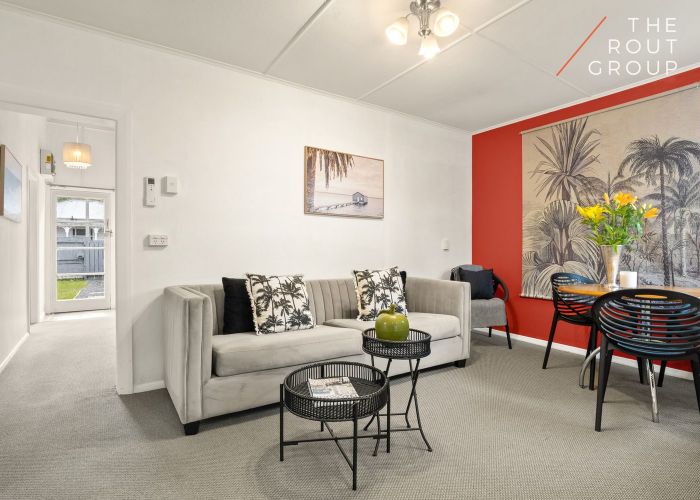  at 8 Coburn Avenue, North East Valley, Dunedin