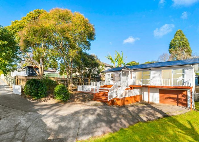  at 34 Kingdale Road, Henderson, Waitakere City, Auckland