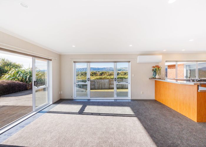  at 20 Johnstone Drive, Fitzherbert, Palmerston North, Manawatu / Whanganui