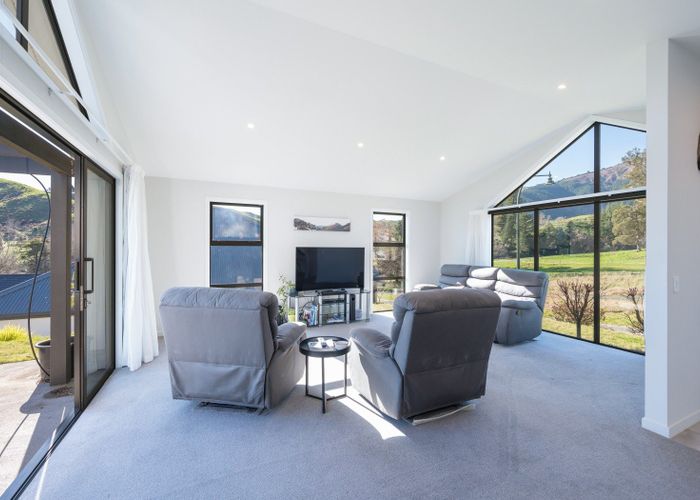  at 10 Old Farm Road, Stoke, Nelson, Nelson / Tasman
