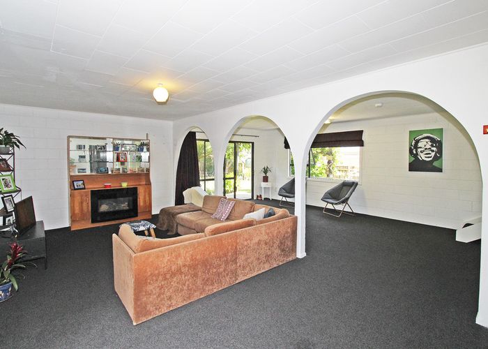  at 4 Ngahue Crescent, Carters Beach, Westport