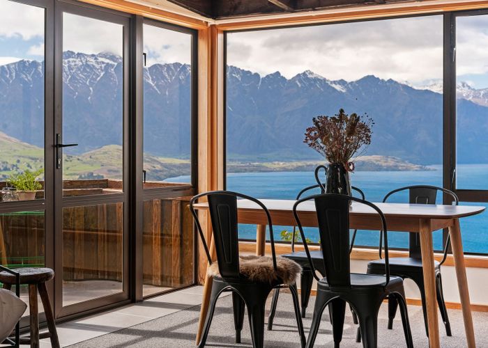 Free property data for 138A Wynyard Crescent, Fernhill, Queenstown