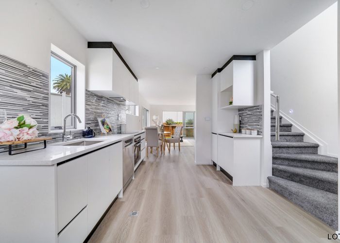  at Lot 5, 40 Estuary Road, Weymouth, Manukau City, Auckland