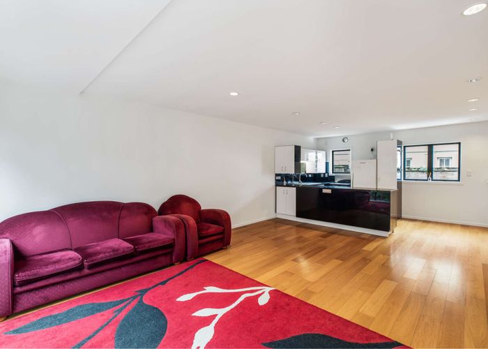  at 120F Grafton Road, Grafton, Auckland