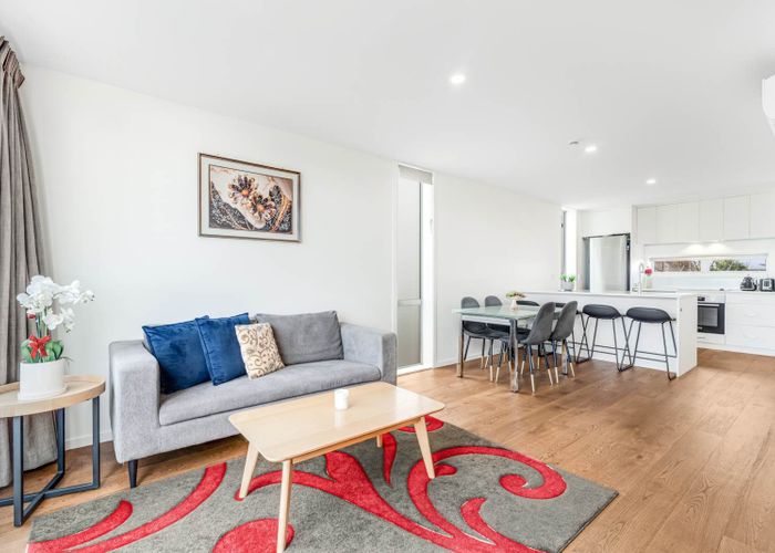 at 33 Helen Jenepher Lane, Mount Wellington, Auckland City, Auckland