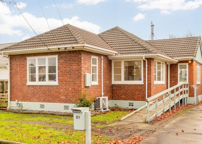  at 21 Dobson Street, Spreydon, Christchurch