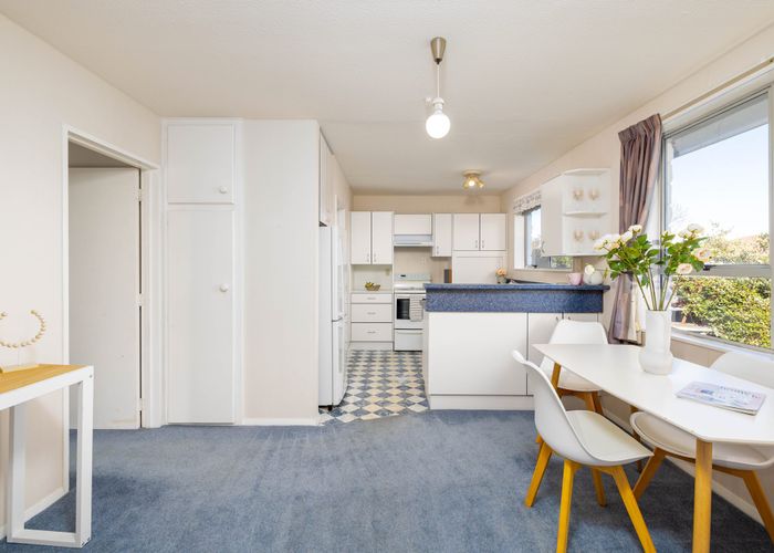  at 1/72 Royal Park Drive, Parklands, Christchurch