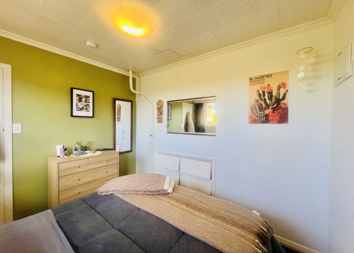  at 70 Victoria Road, Saint Kilda, Dunedin, Otago