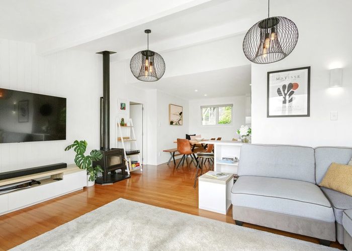  at 25 Voltaire Street, Karori, Wellington