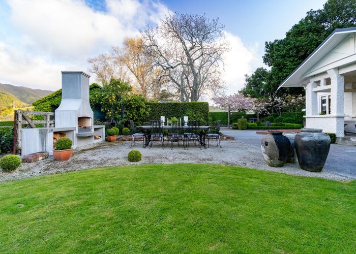  at 132 South Manakau Road, Manakau, Horowhenua, Manawatu / Whanganui