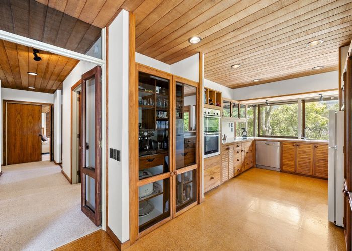  at 425 Fergusson Drive, Heretaunga, Upper Hutt