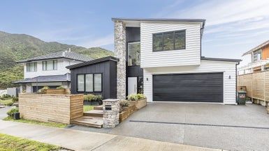  at 9 Porokaiwhiri Street, Crofton Downs, Wellington