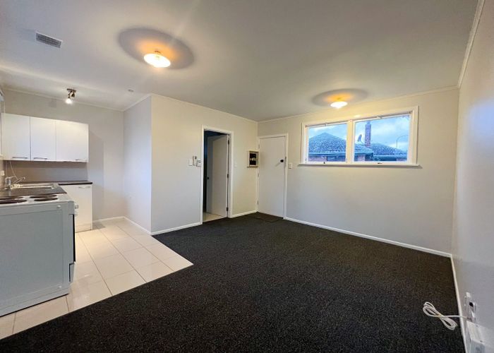 at 2/182 Penrose Road (Front Unit), Mount Wellington, Auckland City, Auckland
