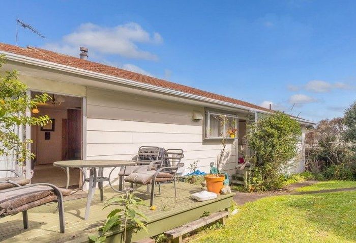  at 2 Garfield Road, Helensville, Rodney, Auckland