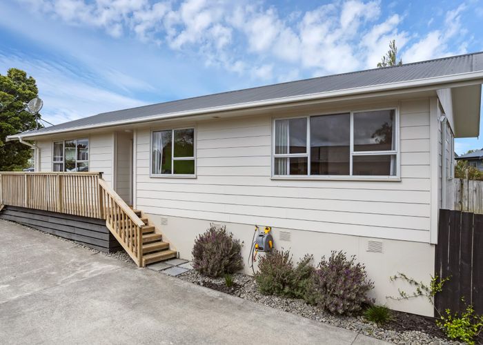  at 9 Ohira Place, Henderson, Waitakere City, Auckland