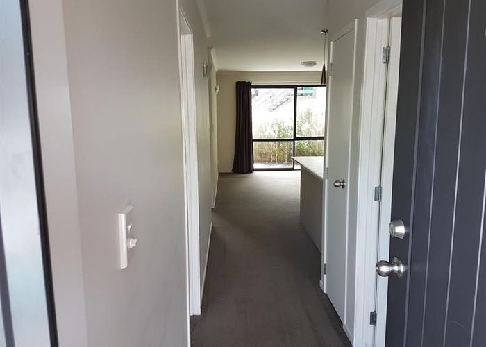  at 1/240 Old Farm Road, Hillcrest, Hamilton