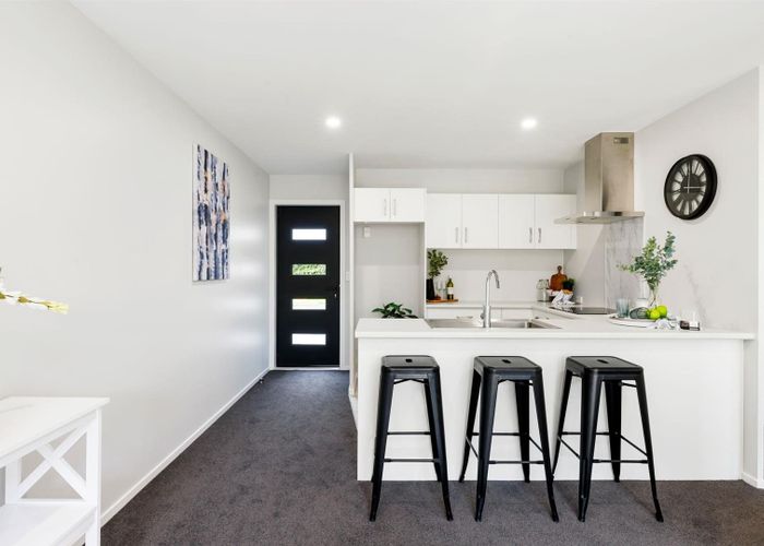 at 1 Williams Place, Fairfield, Hamilton