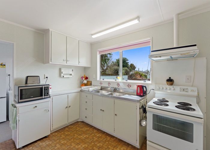  at 8B Sharda Grove, Paraparaumu Beach, Paraparaumu
