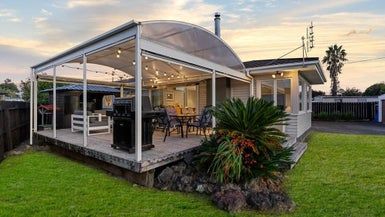  at 15 Edgerton Road, Te Atatu Peninsula, Auckland