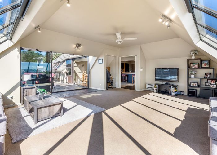  at 225 Larnach Road, Waverley, Dunedin, Otago