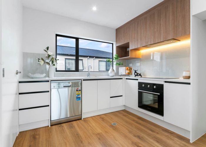  at Lot 5 / 2 Hyde Street, Manurewa East, Manukau City, Auckland