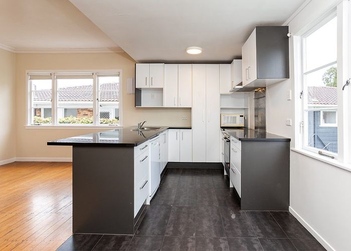  at 1060 Great North Road, Point Chevalier, Auckland