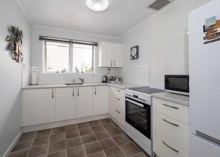  at 2/138 Grove ST, Tinwald, ASHBURTON