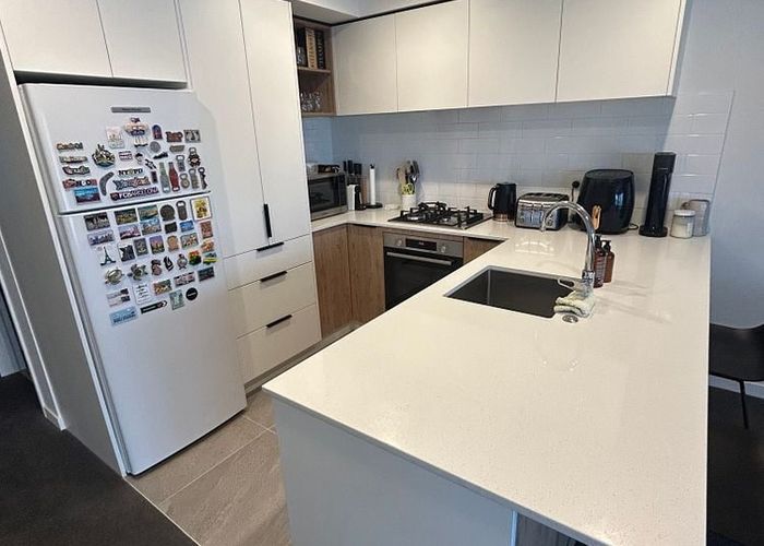  at 104/30 Shortfin Place, Flat Bush, Manukau City, Auckland