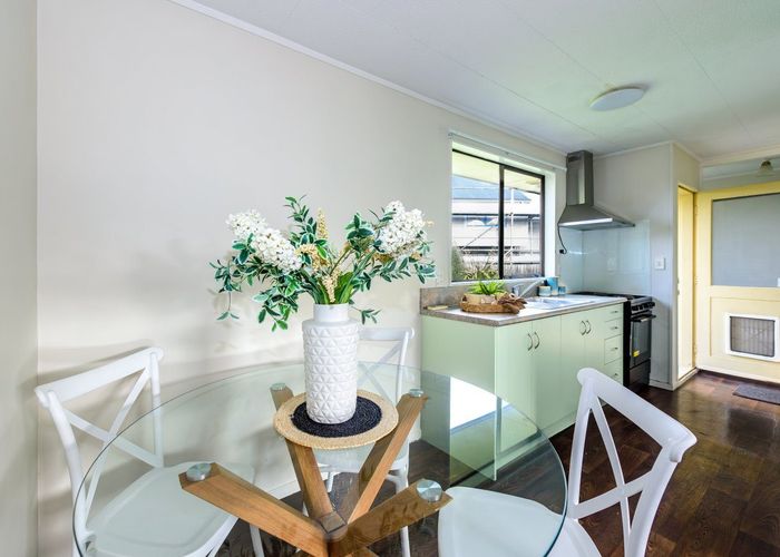  at 15B Seymour Street, Hornby, Christchurch City, Canterbury