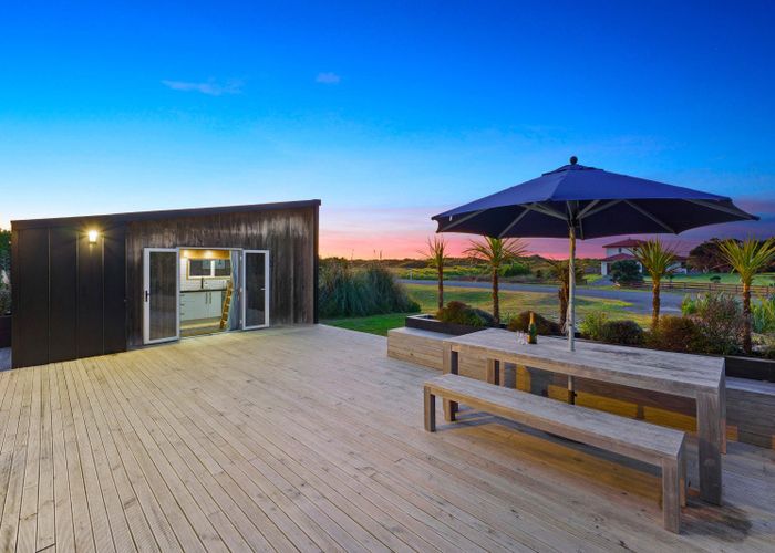  at 47 Reay Mackay Grove, Waikawa Beach