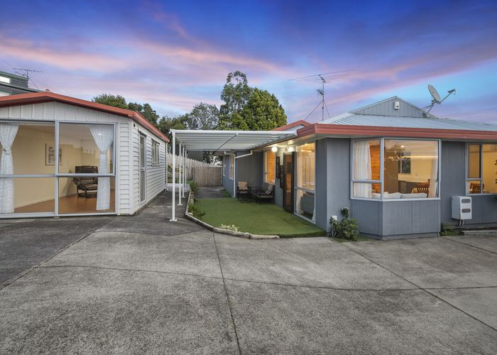  at 13 Grenadine Place, Unsworth Heights, Auckland