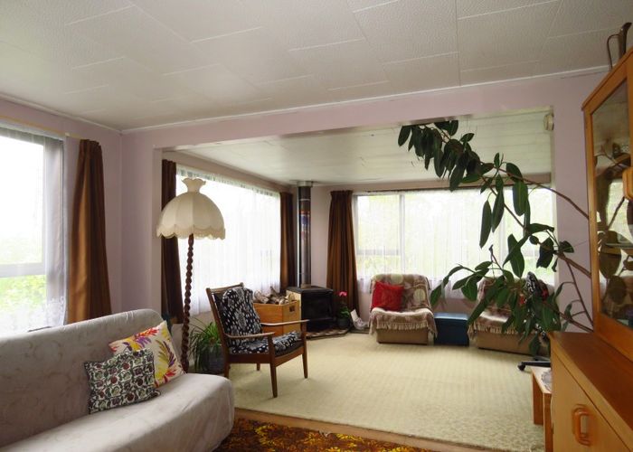  at 14 Hawes Street, Waimangaroa