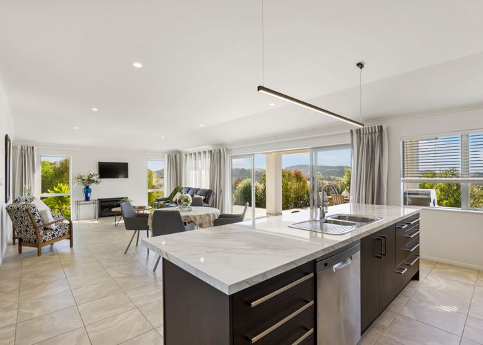  at 47 Beachwood Drive, Hatfields Beach, Orewa