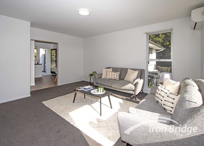  at 4/736 Ferry Road, Woolston, Christchurch