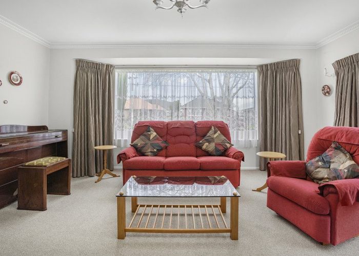  at 2/38 Garden Road, Avalon, Lower Hutt