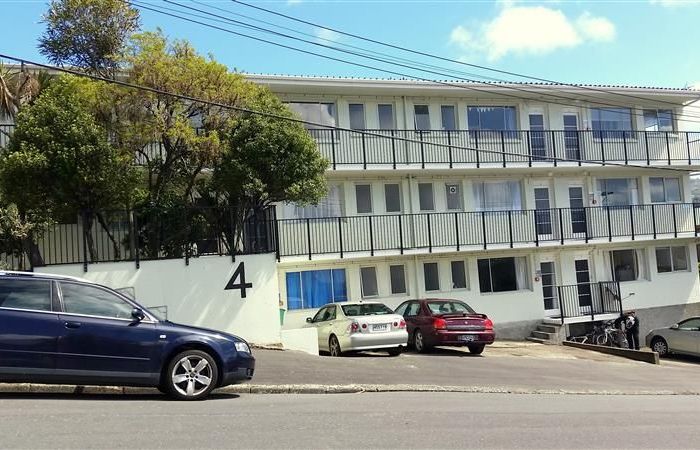  at 4/4 Derby Street, Mount Victoria, Wellington