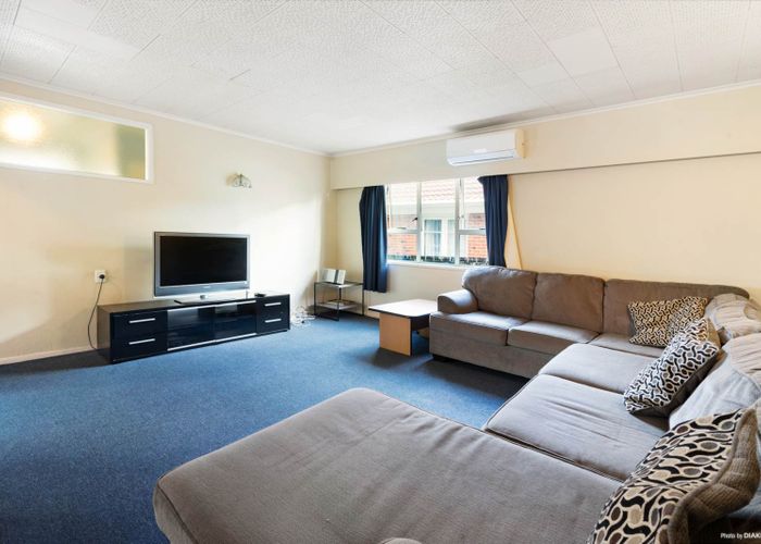  at 76 Tui Road, Papatoetoe, Auckland